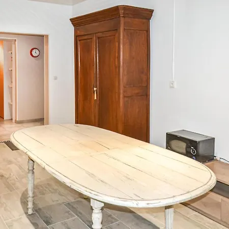 Hébergement de vacances 3 Bedroom Stunning In Colombiers (Herault)